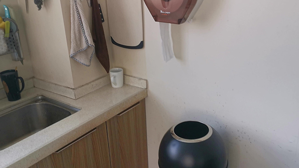 关于有些事心里明白就好的说说句子 有些人有些事自己心